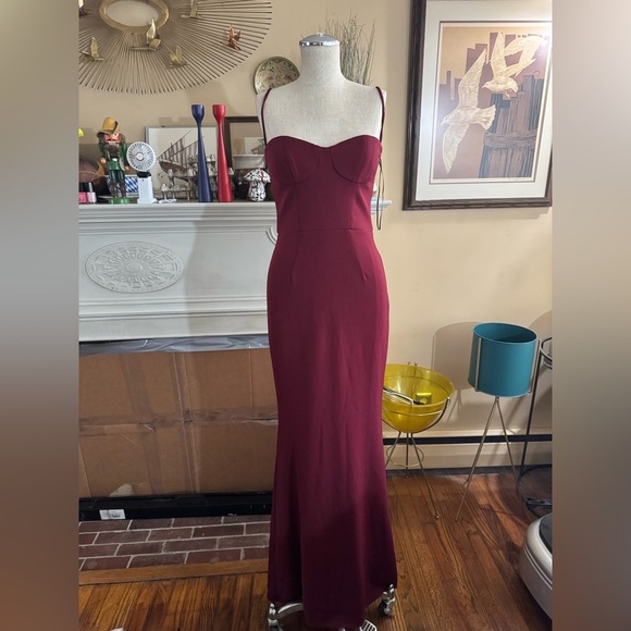 Katie May Yasmin Gown in Wine Bordeaux size S - Picture 3 of 16